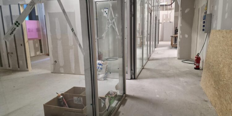 Sanidade prevé estrenar la nueva unidad de prevención y rehabilitación cardíaca de Vigo después del verano