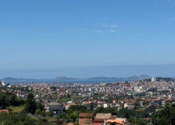 Caballero rechaza «ajustes en la docencia» e insiste en reclamar Medicina para Vigo: “Tenemos derecho a tenerla”