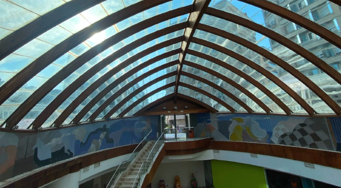 La Plaza Elíptica se transforma (por unos días) en un mercadillo para dar una segunda vida a tu ropa