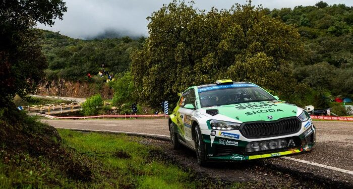 Las estrellas del automovilismo nacional firman hoy en Vigo