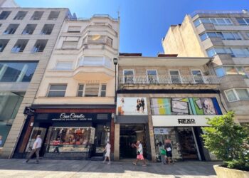 Curioso rincón de la Rúa Príncipe de Vigo