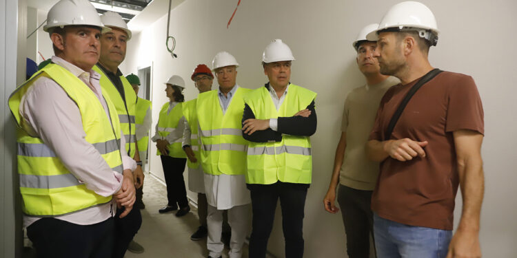 El nuevo Hospital de Día de Vigo abrirá este 2025 y realizará unos 6.000 tratamientos más al año