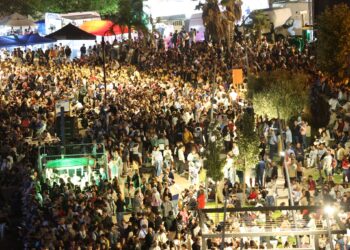 Bouzas danzó al son de los fuegos más populares y musicales sobre el cielo de Vigo