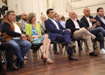 La Diputación, el IDAE y 38 ayuntamientos invertirán 4,26 millones en la instalación de paneles solares