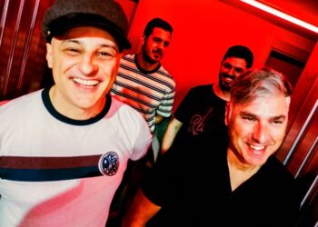 Los Marcianos despiden «Cápsula de Evasión» con un concierto frente al mar