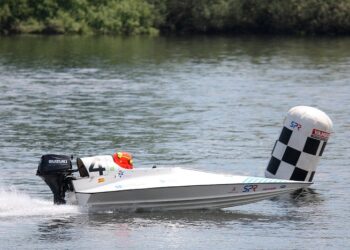 La motonáutica gallega lanza una beca histórica en Vigo para formar a sus próximos campeones