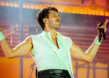 Sebastián Yatra inaugura Costa Feira