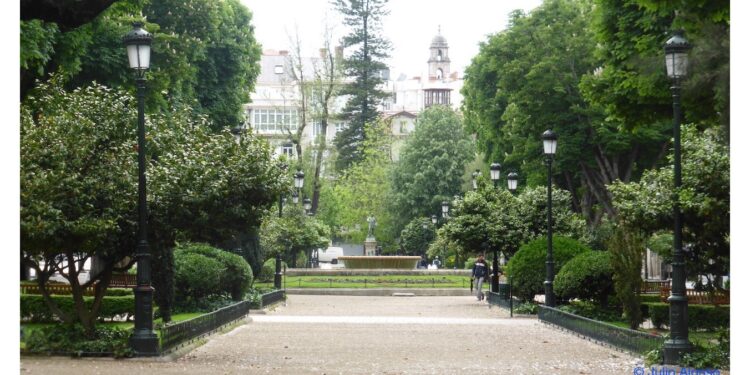 Os libros que veñen de lonxe para atoparse en Vigo: 13 librarías chegan á Alameda