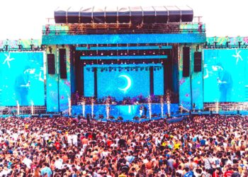 Estrellas internacionales, atracciones y un escenario colosal: el verano es sinónimo de Reggaeton Beach Festival