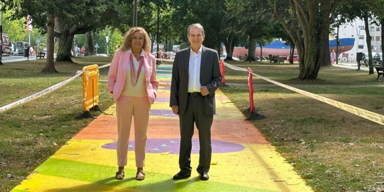 Caballero: «La senda peatonal pintada más larga del mundo está en Coia»