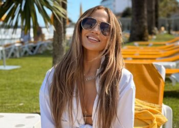 Persiste el error de la gran diva: Jennifer Lopez cita a sus fans con un «See you tomorrow Vigo!»