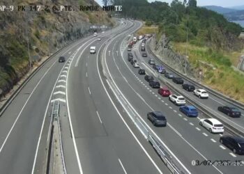 Colapso en Rande y la salida hacia O Morrazo por dos accidentes en la autopista… y un tercero en la A-55