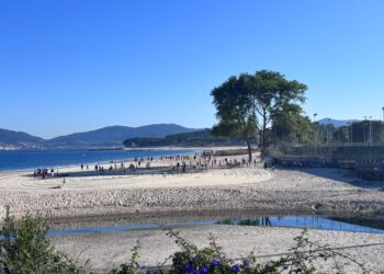 La Fundación VIDE reivindica la calidad del campus de Samil relegado a la playa: «No se ha dejado de hacer ni un solo deporte»