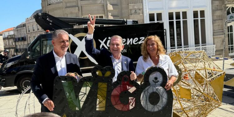 Caballero infla la apuesta: «La Navidad de Vigo tendrá casi 12 millones de luces led»