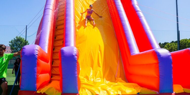 Abre sus puertas el parque acuático de Valença