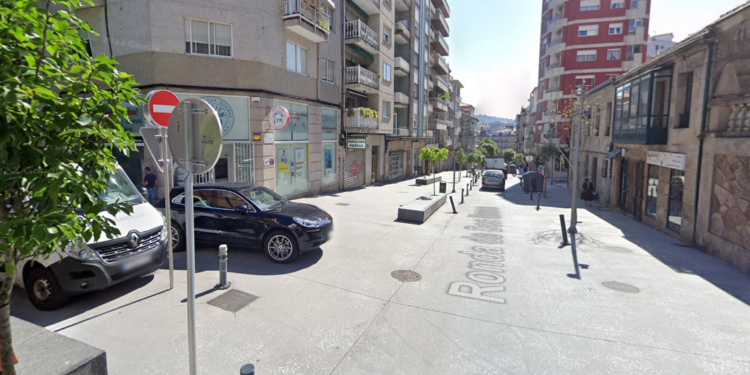 Condena (parcial) al Concello de Vigo por colocar un banco ornamental sin garantizar la seguridad vial
