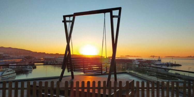 Vigo se lanza al tardeo: cita con cinco DJ en una terraza con vistas de postal a las Cíes