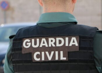 Detenido un vigués que se hacía pasar por empleado de una compañía eléctrica para cobrar facturas pendientes