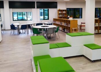 La Xunta ve «precipitada» la dimisión de la directiva del IES Valadares: «No está descartado un refuerzo docente»