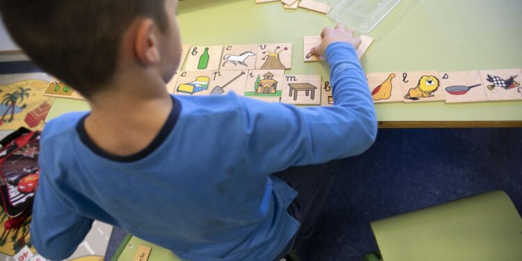 La Xunta cierra siete escuelas unitarias el próximo curso