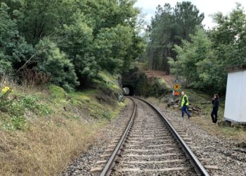 El Gobierno autoriza la licitación por 20,7 millones de la renovación integral del tramo Redondela-Arcade
