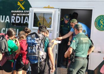 La Guardia Civil inicia la campaña de seguridad en el Camino de Santiago