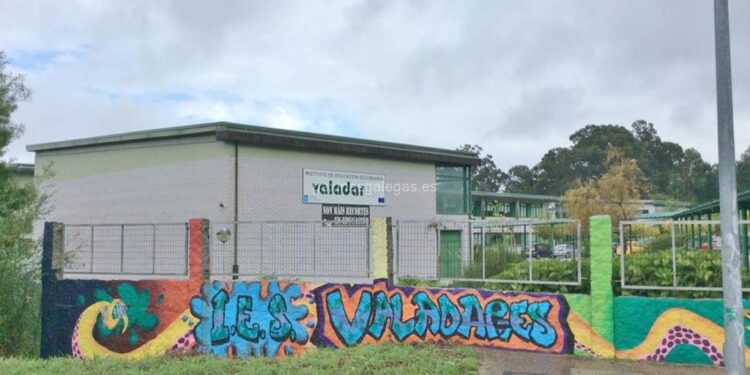 Caballero lamenta el «maltrato a la educación pública» de Vigo tras la dimisión del equipo directivo del IES Valadares