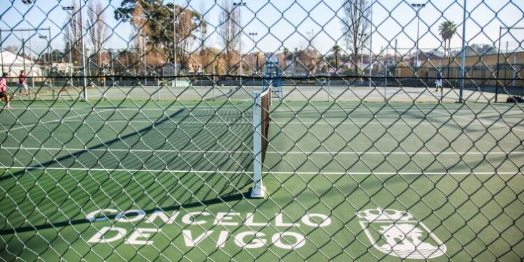 Nueva acción de protesta (deportiva) en Vigo para defender que los pabellones municipales «sigan siendo públicos»