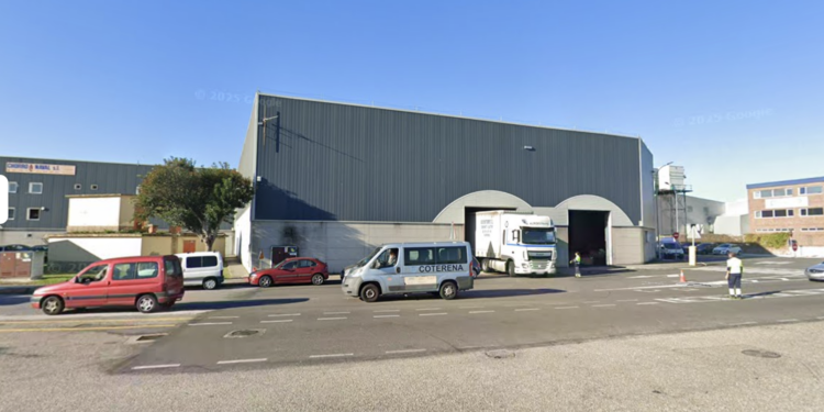 El Puerto licita la concesión de una nave para almacenamiento en Bouzas