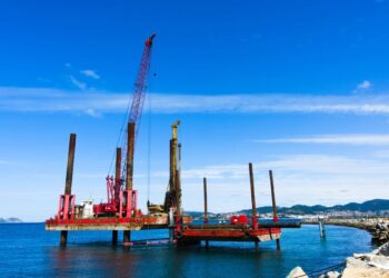 Una laboriosa (y colosal) obra de ingeniería en Vigo ya asienta Peiraos do Solpor