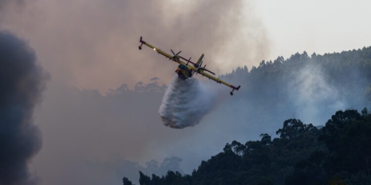 Se estrecha el cerco sobre un sospechoso del incendio de Vilaboa