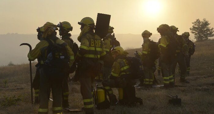 Respiro en Pontevedra: los incendios de Salceda y As Neves se encuentran estabilizados