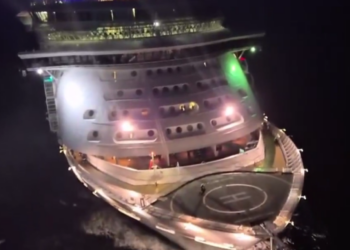 Evacuado de urgencia al Hospital Álvaro Cunqueiro un pasajero del ‘Independence of the Seas’