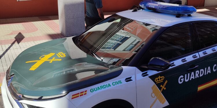 Utilizan un camión para robar en Moaña ventanas y griferías de una casa en obras