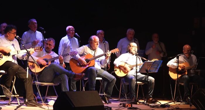 La lluvia agua las actividades paralelas de la Ruta de Pinchos en Teis