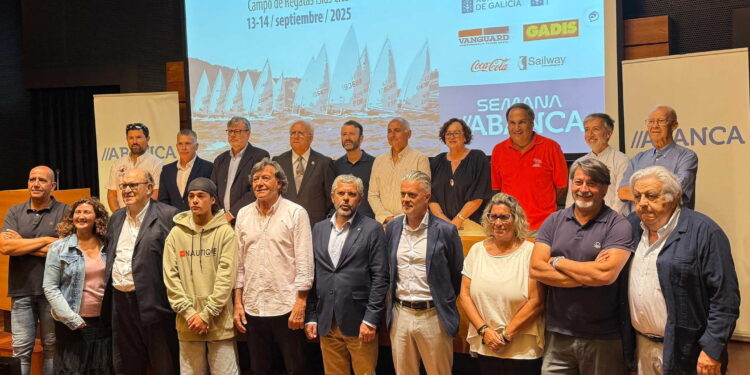 Despliegue en Galicia (tamén no interior) de competicións náuticas: esquí, vela, piragüismo e remo