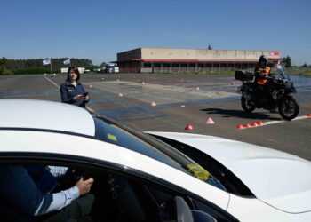 Abre el plazo de inscripción en los cursos gratuitos de la Xunta de conducción segura de motos