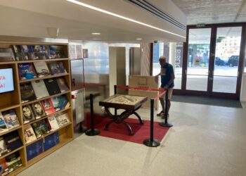 El mosaico romano de Panxón quedará expuesto de forma definitiva en la biblioteca municipal de Nigrán