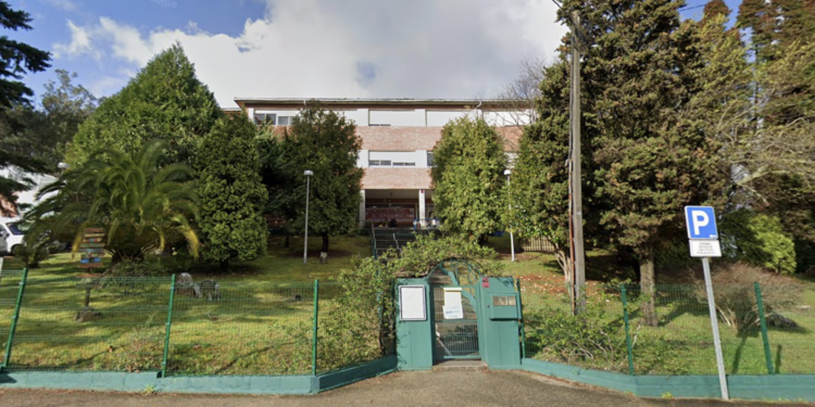 La ‘vuelta al cole’ en el Chans-Bembrive será con obras: adjudicada la retirada de la cubierta