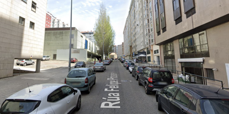 Arrestado en Vigo tras ser sorprendido robando en el interior de varios vehículos