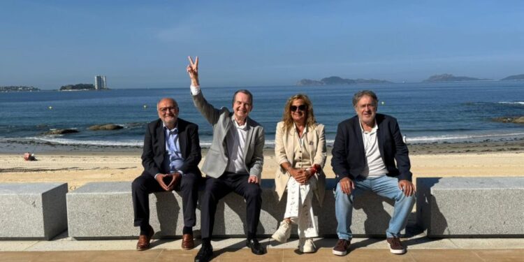 «Esto es una revolución, una nueva forma de entender la playa de Samil: la mejor del mundo»