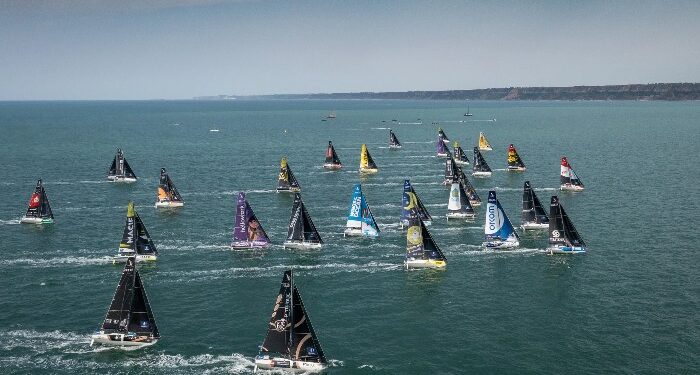 La 56ª Solitaire du Figaro Paprec zarpa de Francia con la vista puesta en Vigo