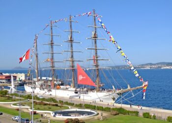 B.A.P. Unión, un velero que evoca la osadía inca en la ría viguesa