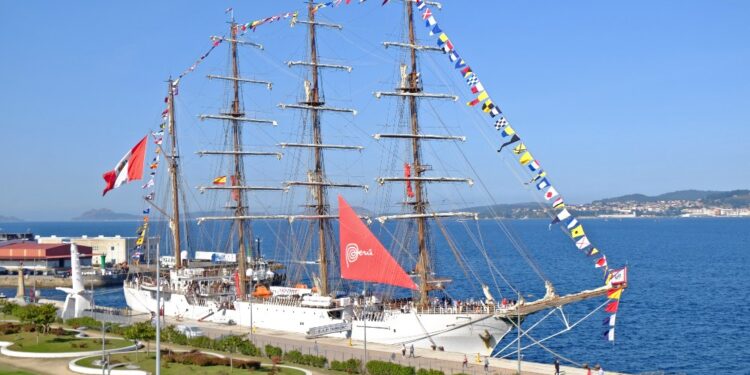 B.A.P. Unión, un velero que evoca la osadía inca en la ría viguesa