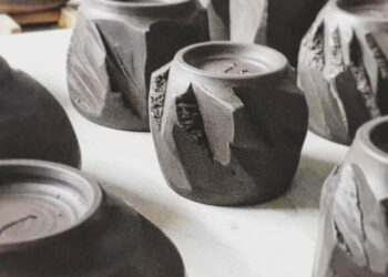 Fusión «única» de tradición y arte contemporánea en el Mercado de Teis