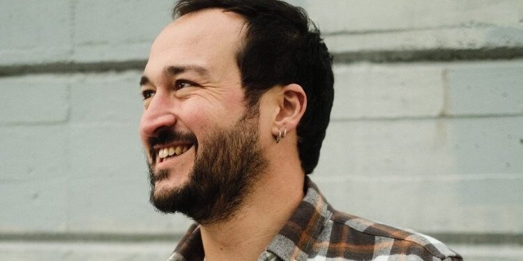 La sátira de Samuel L. París aterriza en Vigo