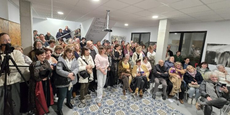 ¿El animal más peligroso del mundo? Java Torrente presenta en Vigo la novela que nos obliga a mirarnos al espejo