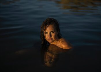 ‘Mirar de frente’, el libro de Alicia Orriols que rompe el tabú del suicidio