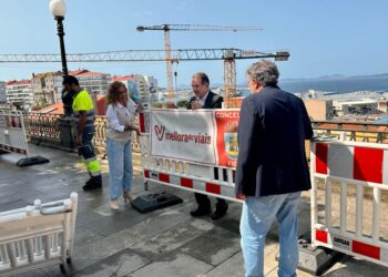 El Paseo de Alfonso recupera (en parte) su esplendor: adiós a las vallas