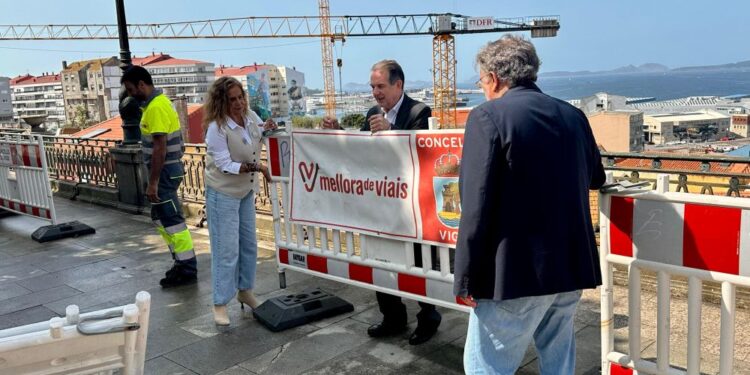 El Paseo de Alfonso recupera (en parte) su esplendor: adiós a las vallas